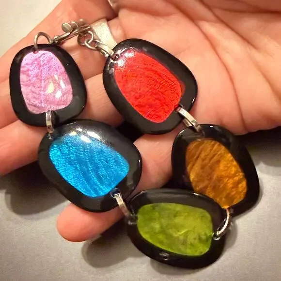 Caracol Rainbow Abalone Plastic Disc Bracelet from Quebec - Picture 4 of 6